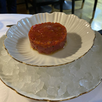 Тунец с конфи из сладких перцев