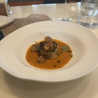 Гребешки с зелеными овощами и яблоком - в меню 740 руб.