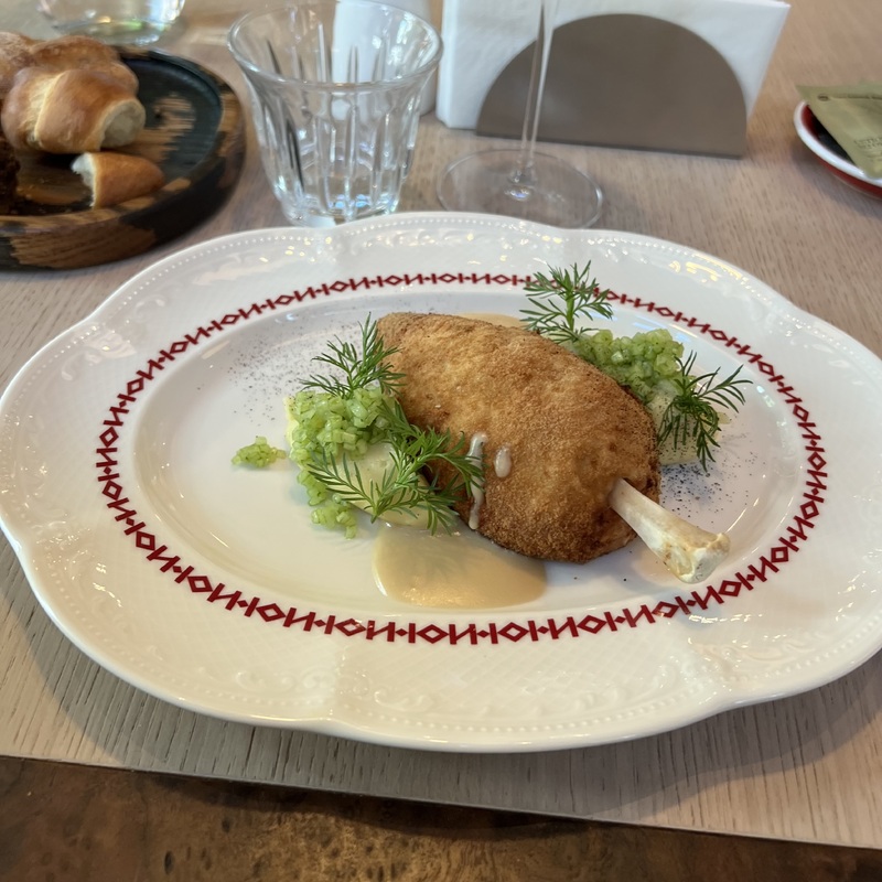 Куриная котлета с камамбером и картофелем