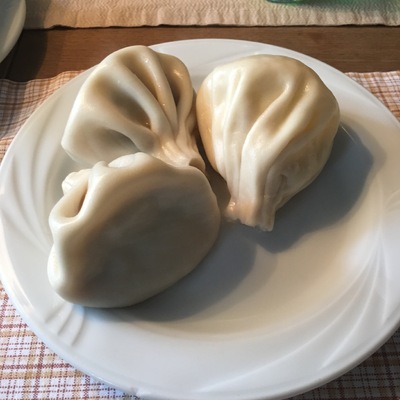 Хинкали (с мясом, с бараниной, с сыром сулугуни) 1 шт.